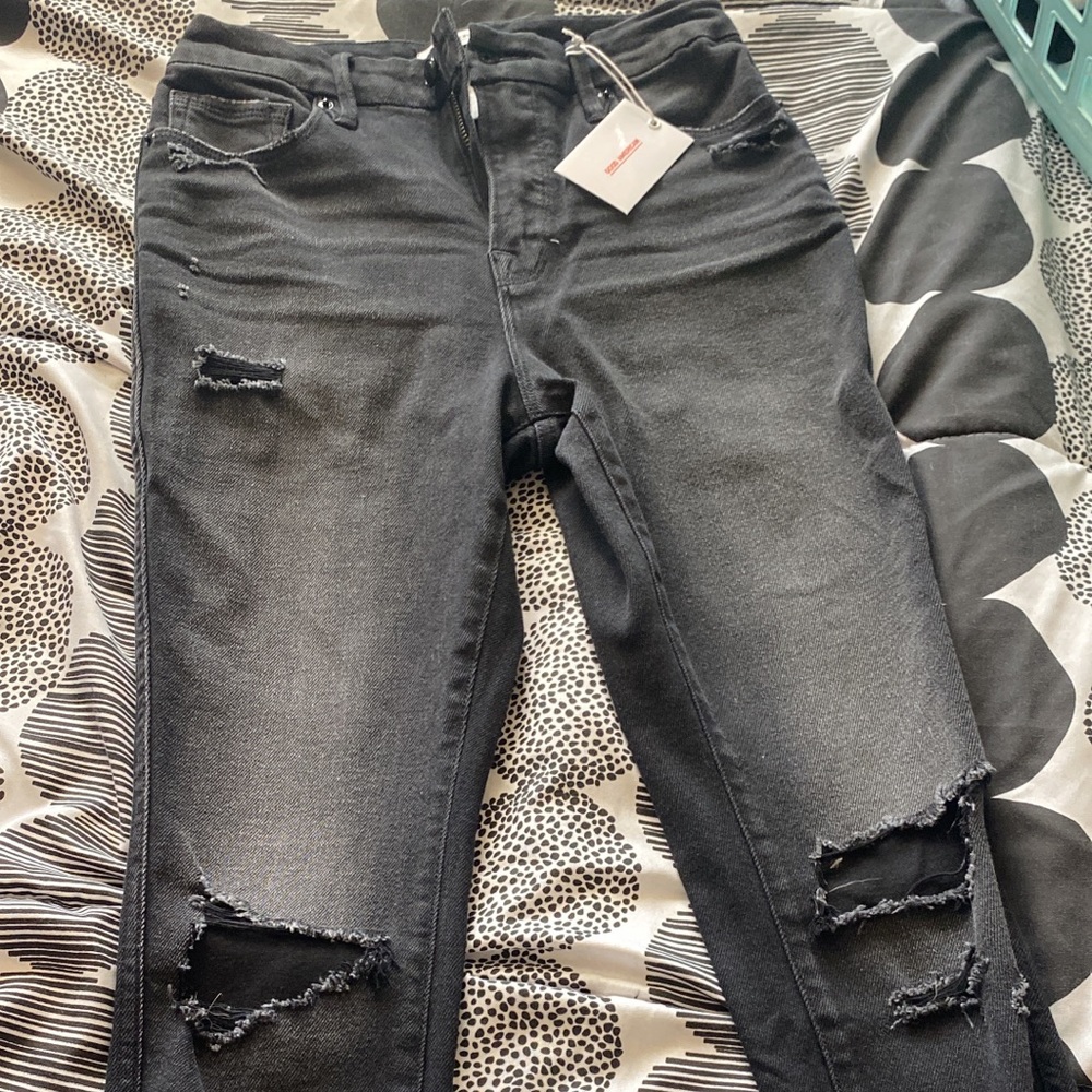 GOOD AMERICAN JEANs-brand new with tags-size 28